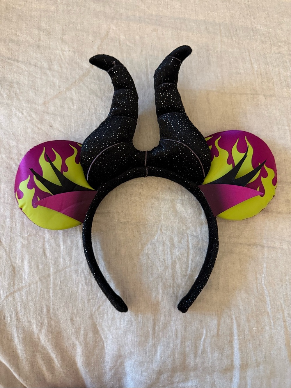 Disney Maleficent-Style Disney ears Headband, Great condition, Disneyland Parks